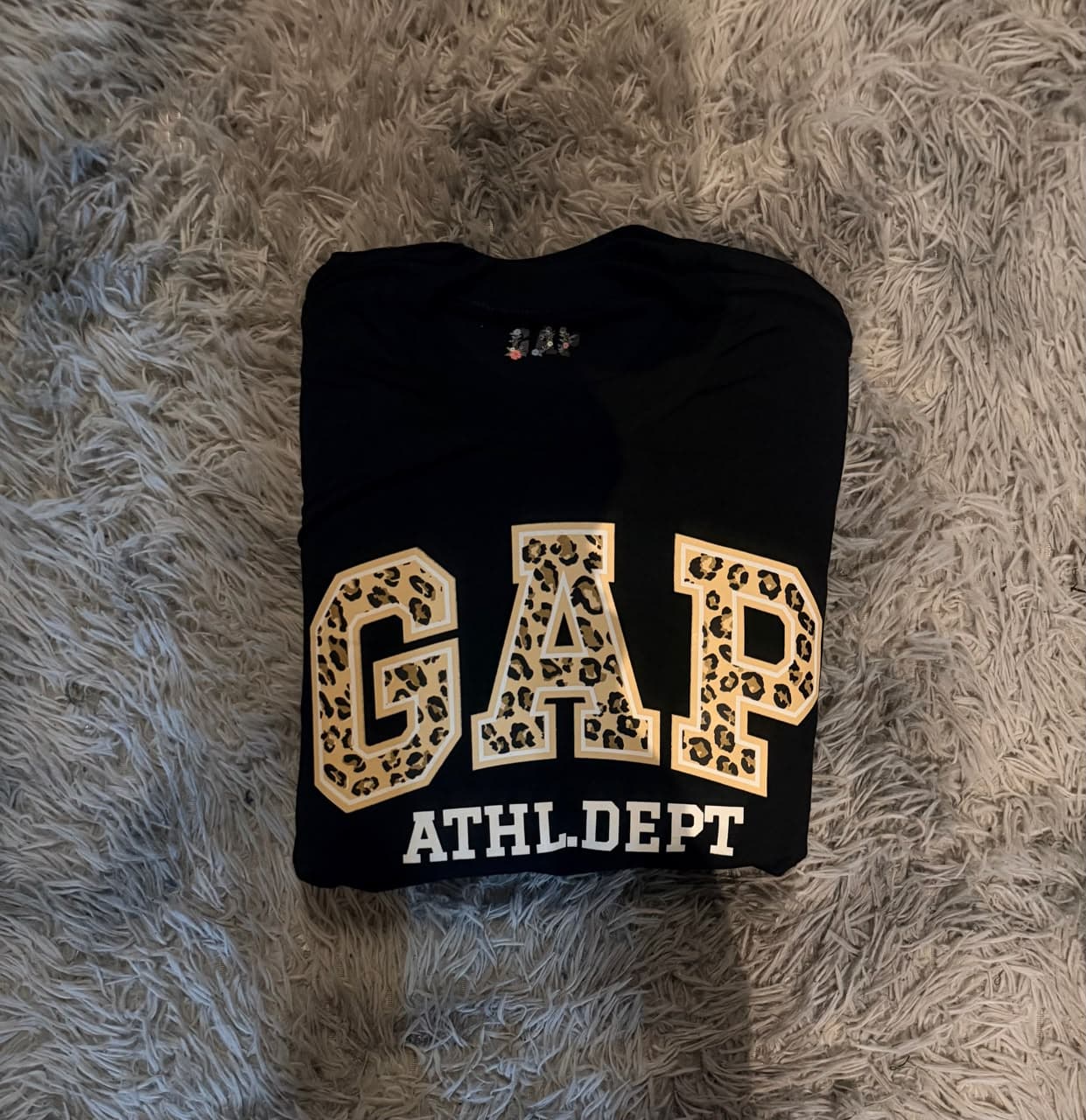 Sudadera GAP Athletic Dept con logo animal print